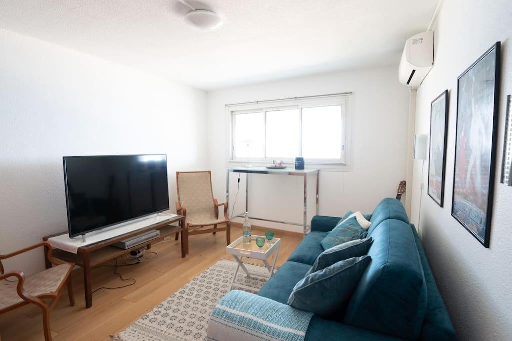 Apartment La Prom - A Two Bedroom With A Sea View